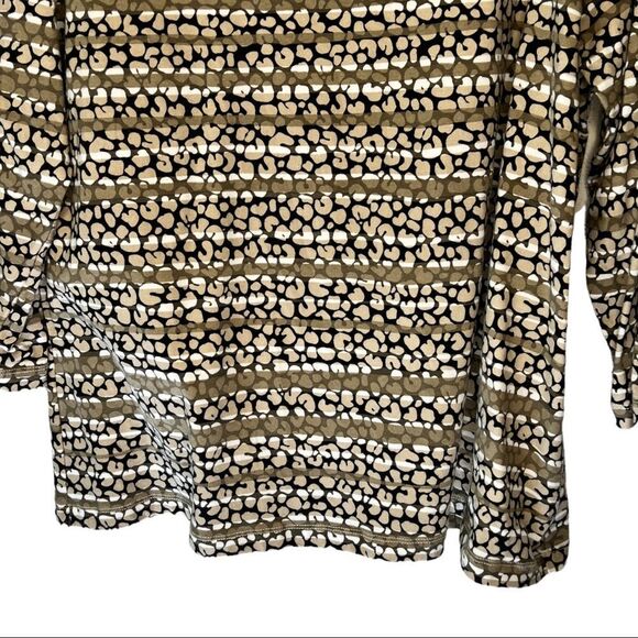 Ruby‎ Rd. Top - Picture 3 of 6